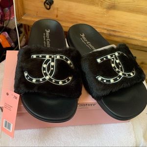JUICY COUTURE BLACK POOL SLIDES🖤✨